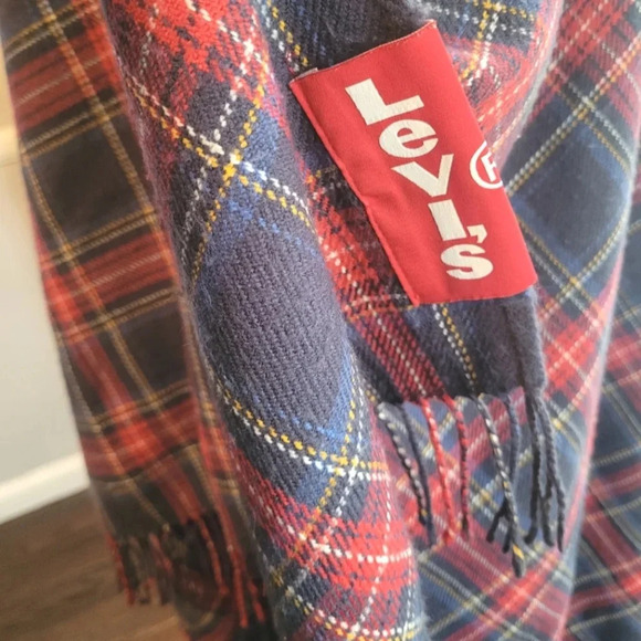 LEVI'S Unisex plaid fringed oversized scarf wrap throw stadium cozy blanket - Picture 3 of 7